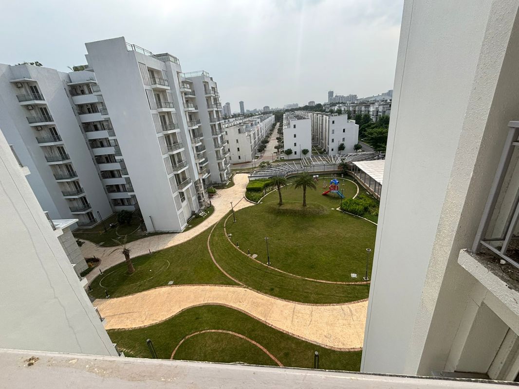 3 BHK 1788 Sq.Ft. Apartment in Godrej Golf Links Exquisite