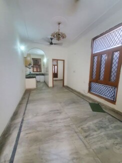 2 BHK Builder Floor For Rent in Green Fields Colony