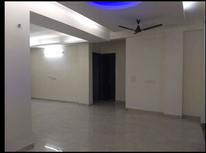 Building Lobby in 3 BHK Independent House at Sector 46 – for Rent