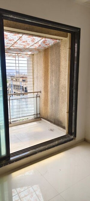 Room in 2 BHK Apartment at Sai Arcade Dombivli, Dombivli East – for Rent