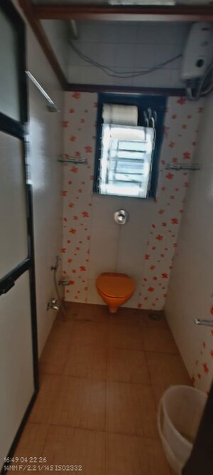 Bathroom in 1 BHK Apartment at Andheri East – for Rent