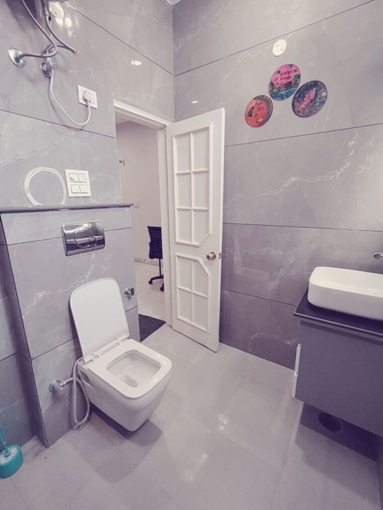Bathroom, new-generation-maple-apartments 3.5 Bedroom 1000 Sq.Ft. Independent House In Dhakoli Zirakpur 10347188
