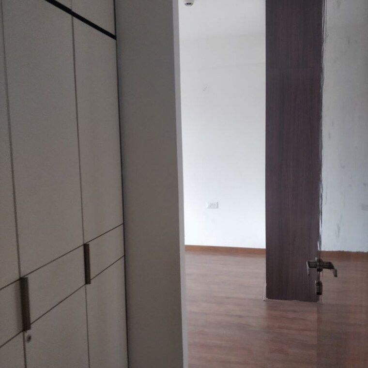 Room, dlf-alameda-independent-floors 3 Bedroom 1400 Sq.Ft. Builder Floor In Sector 73 Gurgaon 10347130