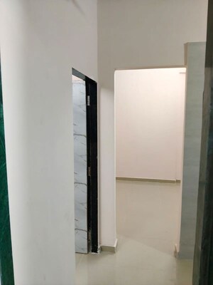 Room in 1 BHK Apartment at Kopar Khairane – for Rent