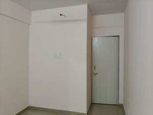 Room in 1 BHK Apartment at Kopar Khairane – for Rent