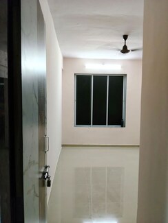 1 BHK Apartment For Rent in Kopar Khairane