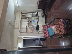 Furnished Amenities in 2 BHK Apartment at Gee Jumbo Darshan, Andheri East – for Rent