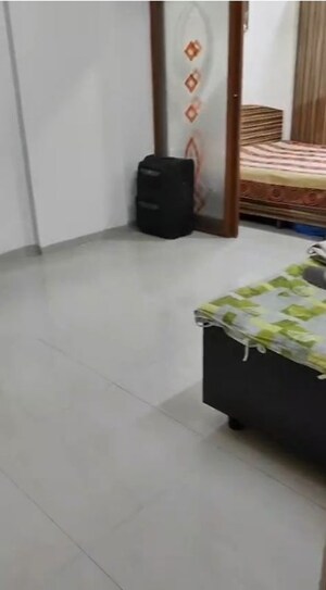 Bedroom in 2 BHK Apartment at Sindhi Society, Chembur – for Rent