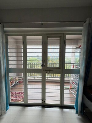 Room in 2 BHK Apartment at Yashada Splendid Lakeview, Pashan – for Rent