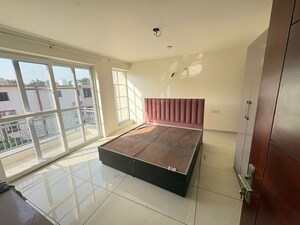 Kitchen in 3 BHK Builder Floor at Sector 21 – for Rent