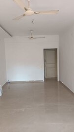 2 BHK + Extra Room 950 Sq.Ft. Apartment in Versova