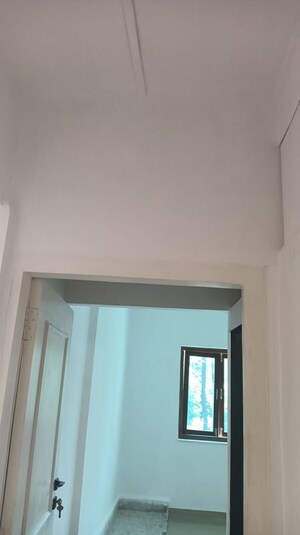  2 BHK Apartment at Versova – for Rent