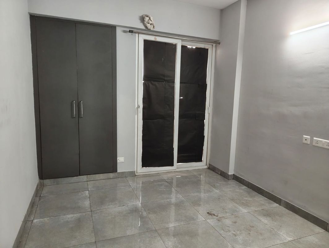 2 BHK + Pooja Room 1096 Sq.Ft. Apartment in Saya Gold Avenue