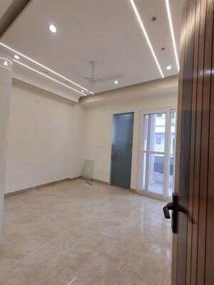 Room in 3 BHK Builder Floor at Shimla Bypass Road – for Sale