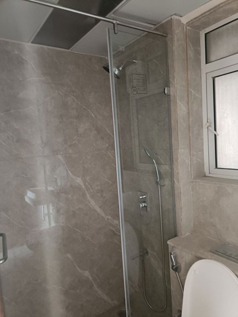 Bathroom, crescent-silverwoods 2 Bedroom 950 Sq.Ft. Apartment In Powai Mumbai 10347344