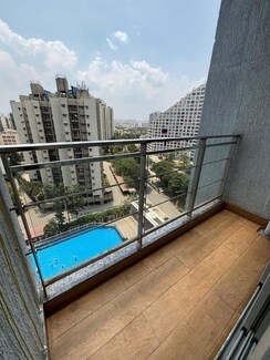 2 BHK + Pooja Room Apartment For Rent in Amanora Ascent Towers