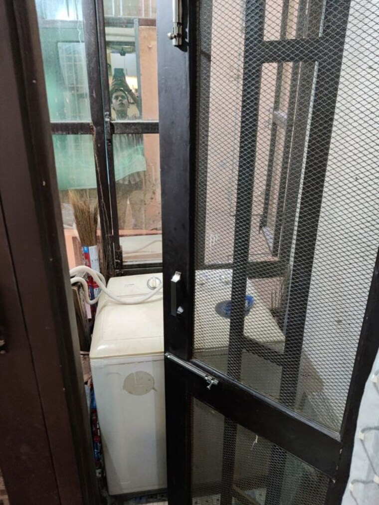 Balcony, shimla bypass road 2 Bedroom 1100 Sq.Ft. Builder Floor In Shimla Bypass Road Dehradun 10347368