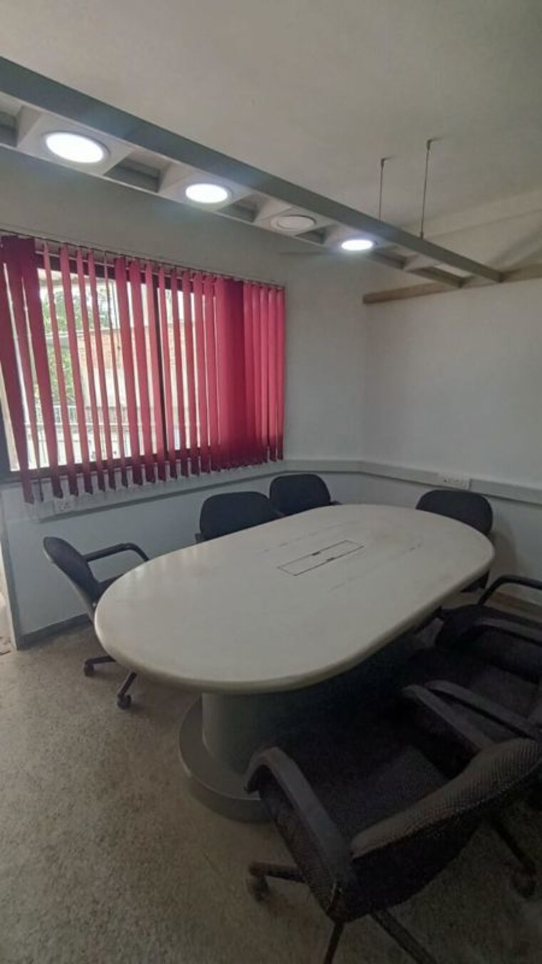Team Area, bodakdev Commercial Office Space 1460 Sq.Ft. In Bodakdev Ahmedabad 10347356