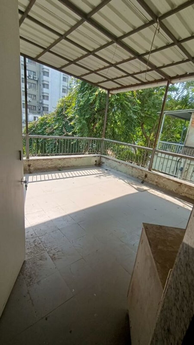 Balcony, bodakdev Commercial Office Space 1460 Sq.Ft. In Bodakdev Ahmedabad 10347356