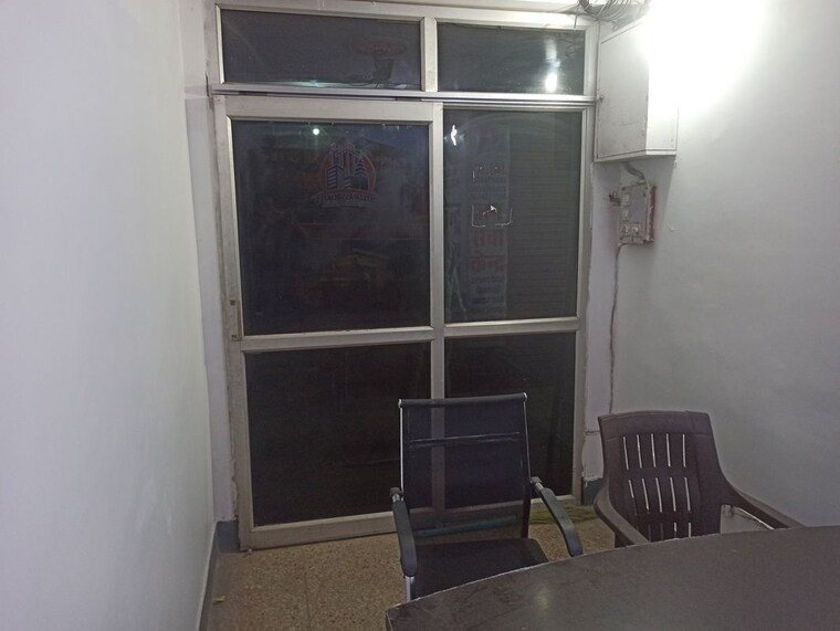 undefined, indira nagar Commercial Shop 700 Sq.Ft. In Indira Nagar Lucknow 10347396