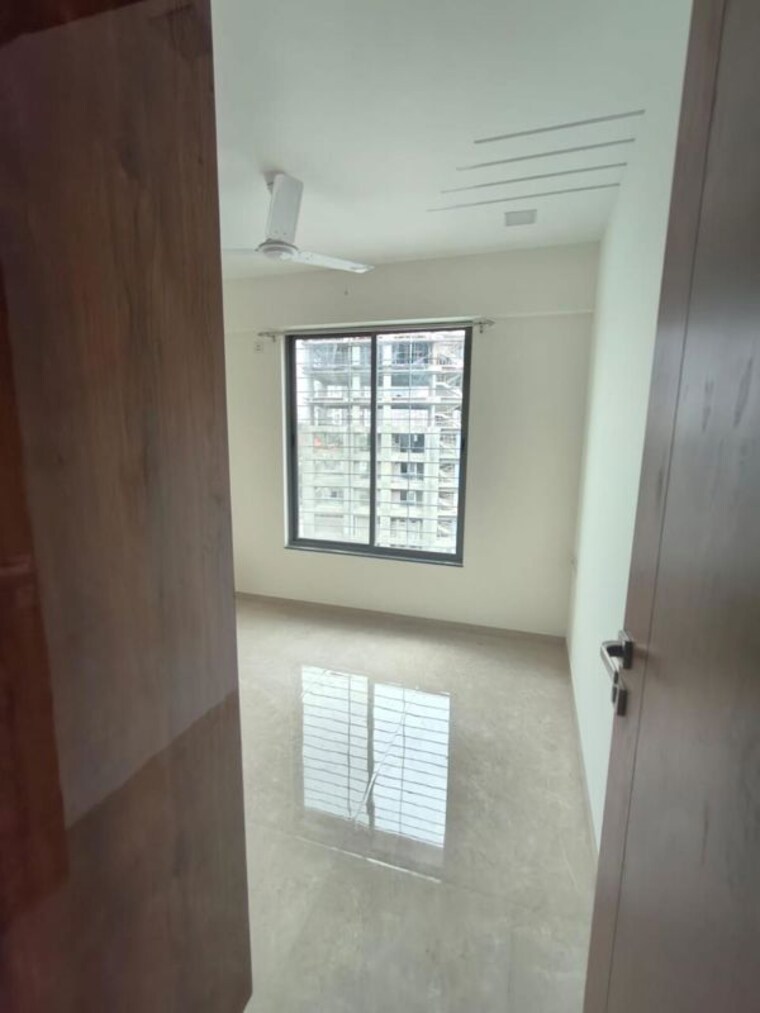 Bathroom, rhythm-society 2 Bedroom 750 Sq.Ft. Apartment In Wakad Pune 10347417