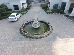 Master Plan in 3.5 BHK Apartment at Ambika Florence Park, North Mullanpur – for Sale