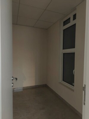 Room in 4 BHK Apartment at Tata Serein, Pokhran Road No Two – for Sale