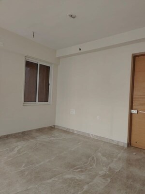 Room in 4 BHK Apartment at Tata Serein, Pokhran Road No Two – for Sale