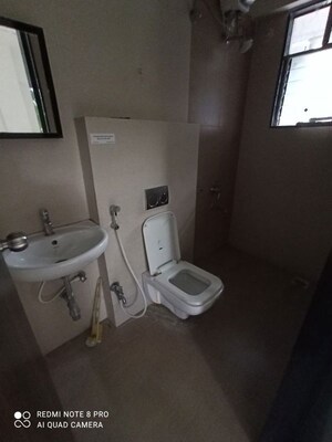 Bathroom in 3 BHK Apartment at Mayur Colony – for Rent
