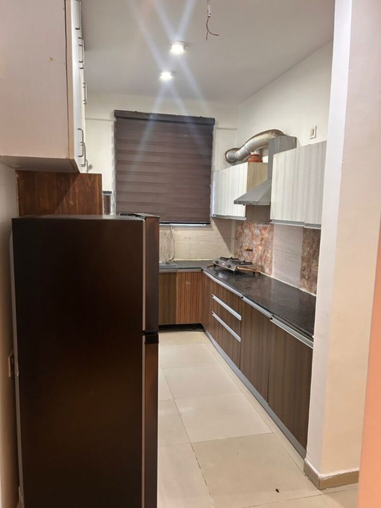 Kitchen, trishla-city 3 Bedroom 1770 Sq.Ft. Apartment In Patiala Road Zirakpur 10347475