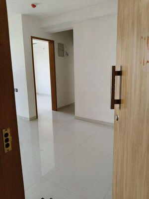 Room in 2 BHK Apartment at Shroff Signature Heights, Wakad – for Rent