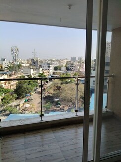 2 BHK +Apartment For Rent in Shroff Signature Heights