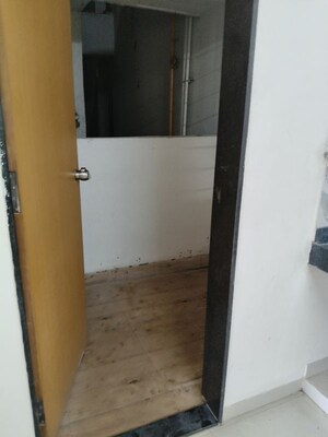 Room in 2 BHK Apartment at Shroff Signature Heights, Wakad – for Rent