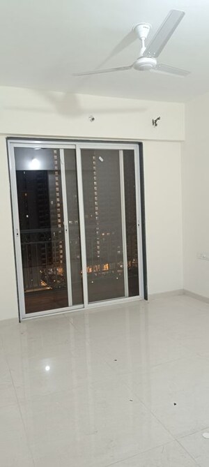 Room in 3 BHK Apartment at Bokhara Orient Hill View, Mohammadwadi – for Rent