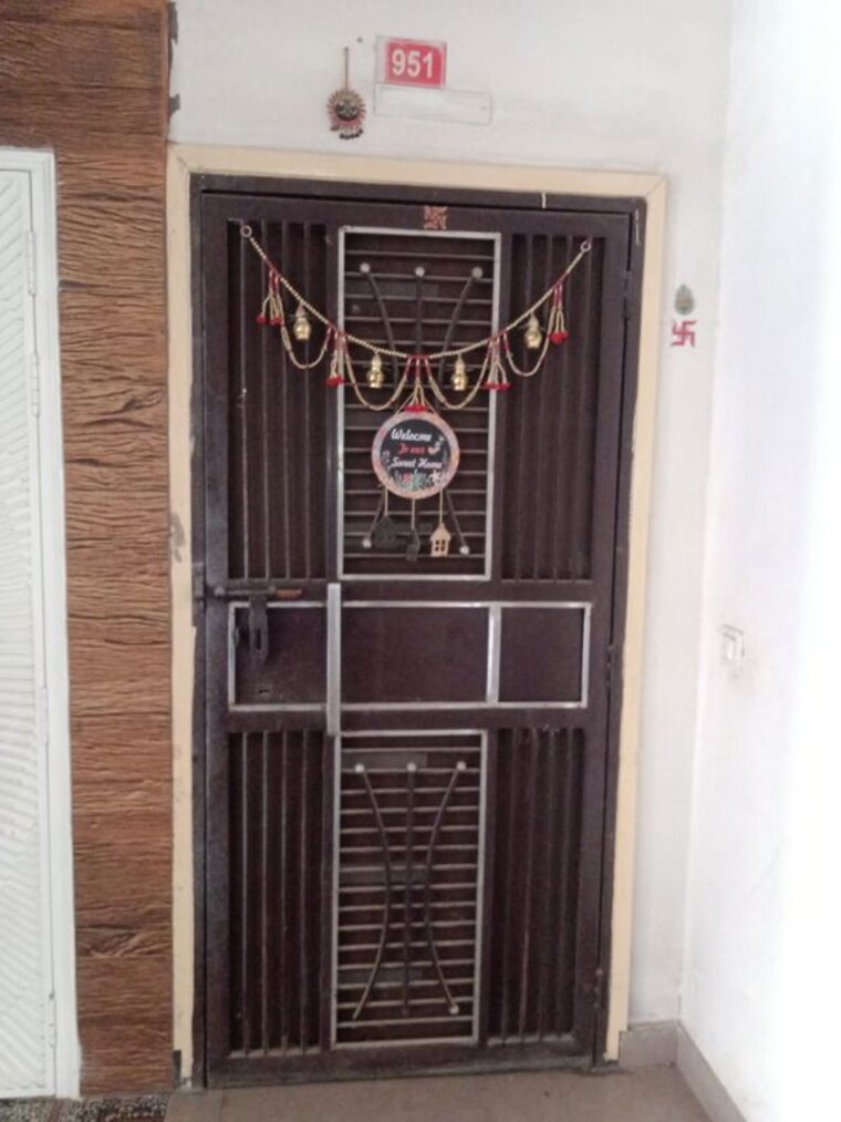 undefined, gaur-city-2-12th-avenue 3 Bedroom 1320 Sq.Ft. Apartment In Sector 16c Greater Noida Greater Noida 10347571