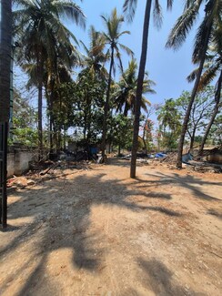 Plot For Sale in Hennur