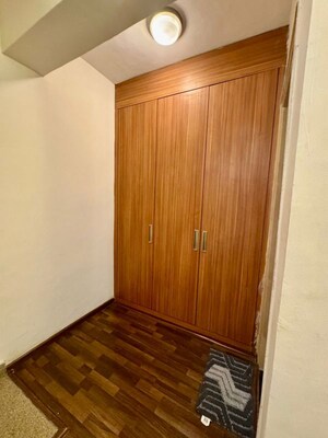 Room in 2.5 BHK Apartment at Paras Seasons, Sector 168 – for Sale