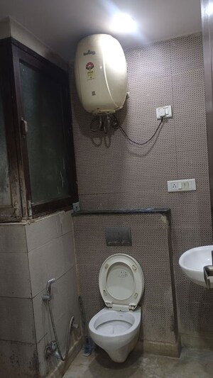 Bathroom in 3 BHK Builder Floor at Old Rajinder Nagar – for Rent