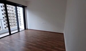 Room in 2 BHK Apartment at Duville Riverdale Heights, Kharadi – for Rent