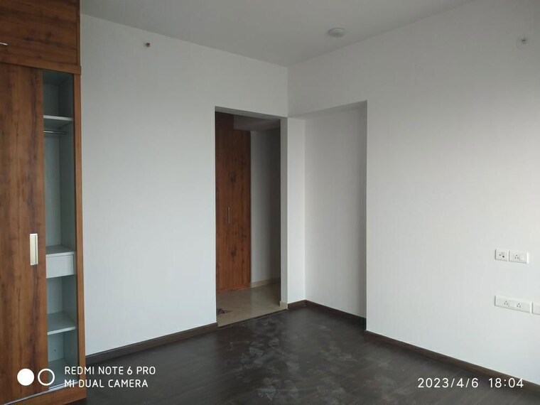 Room, bhattad-celestia-spaces-phase-ii 3 Bedroom 1233 Sq.Ft. Apartment In Sewri Mumbai 10347600