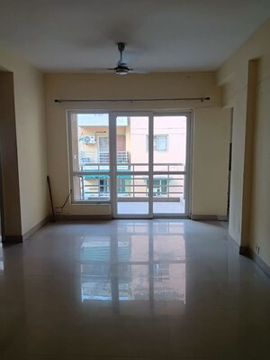Room in 3 BHK Builder Floor at Bptp Park Floors I, Sector 77 – for Sale