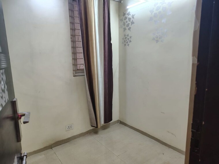 Room, nirala-estate 3 Bedroom 1245 Sq.Ft. Apartment In Tech Zone 4 Greater Noida Greater Noida 10347703