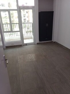 2.5 BHK + Study Room Apartment For Sale in Gaur City 2 - 12th Avenue