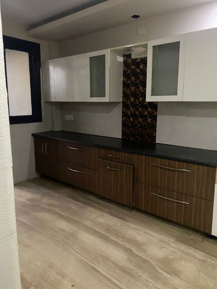 Room, sushant lok i 3 Bedroom 215 Sq.Yd. Builder Floor In Sushant Lok I Gurgaon 10347737