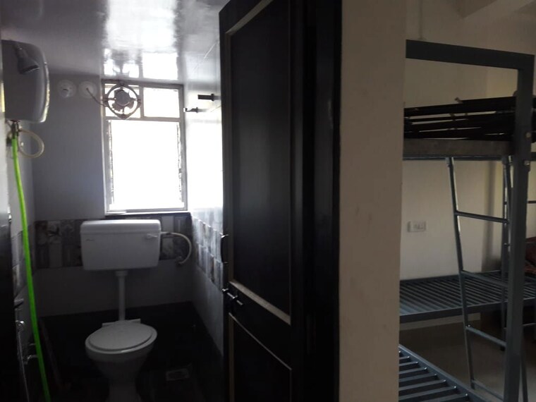 Bathroom, kothrud Pg For Boys & Girls In Kothrud 10347750