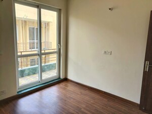 Room in 3 BHK Apartment at Amolik Sankalp, Sector 85 – for Sale