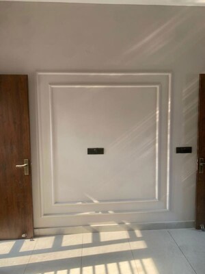 Room in 4 BHK Villa at Nagla Road – for Sale