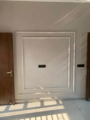Room in 4 BHK Villa at Nagla Road – for Sale