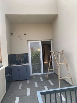 Furnished Amenities in 4 BHK Villa at Nagla Road – for Sale