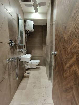 Bathroom in 3 BHK Apartment at Hauz Khas – for Rent